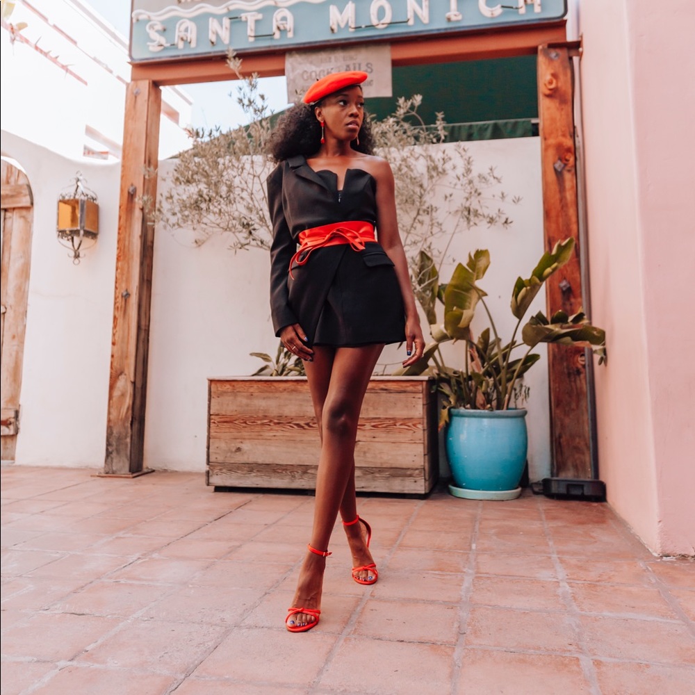 HOUSE OF CB ONE SHOULDER BLACK BLAZER DRESS